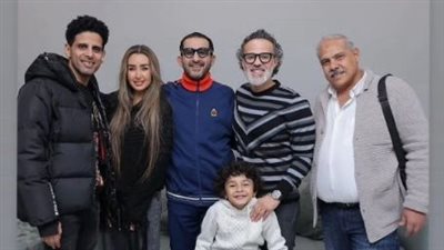 أحمد حلمي يوجه الشكر لأبطال مسرحية 