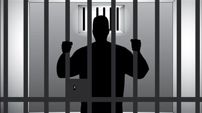 حبس شخصين بتهمة الاتجار في الآثار بالجيزة 