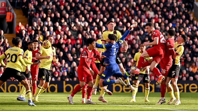 ليفربول، فيتو