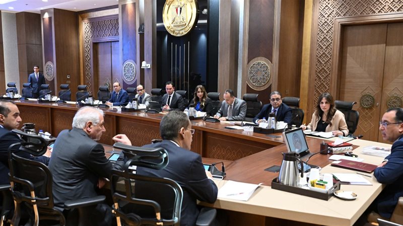 اجتماع برئاسة الدكتور