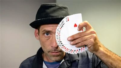 الذكاء الاصطناعي يتدخل في الانتخابات الرئاسية الأمريكية، مكالمة مزيفة من بايدن إلى 5000 ناخب