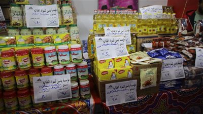 محافظ الإسكندرية يفتتح معرض أهلا رمضان بحي شرق