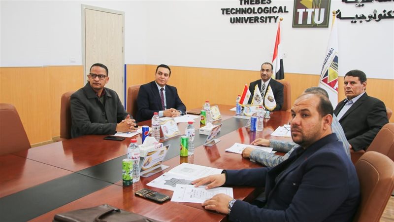مجلس جامعة طيبة التكنولوجية،