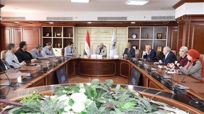 وفد الري يبحث الموقف التنفيذي لمشروع المرسى السياحي لشرق النيل ببني سويف