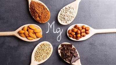 أبرزها الغثيان وفقدان الشهية، الأعراض المبكرة لنقص المغنيسيوم في الدم 