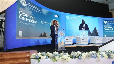 وزير الطيران المدني: أفريقيا قارة الفرص الواعدة والاستثمارات