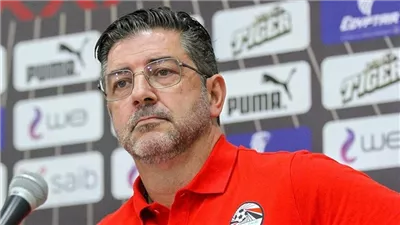 علاء نبيل ينتقد اتحاد الكرة: كرموا فيتوريا عشان مخسرش في 10 مباريات