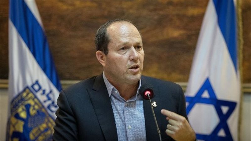  وزير الاقتصاد والصناعة