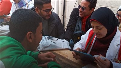 حي شرق بالإسكندرية يطلق قافلة طبية بعزبة القلعة