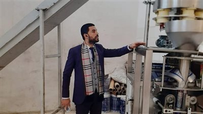 ضبط مركز تعبئة سكر تصرف فى 230 طنا بالسوق السوداء بالبحيرة (صور)