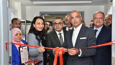 رئيس جامعة عين شمس يفتتح عددًا من مشروعات التطوير بمستشفيات الجامعة