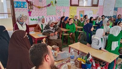 ندوة عن أخطار الألعاب الإلكترونية بمدرسة المنوات بالجيزة (صور)