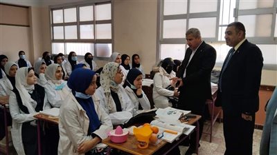 وكيل التعليم بدمياط يوجه باستمرار تطبيق اليوم الرياضي والثقافي على مدار الأسبوع 