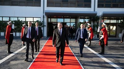 رئيس الحكومة التونسية يزور باريس 