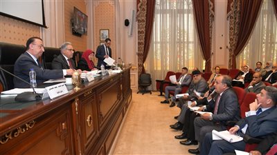  محلية النواب تطالب بحصر الطرق المتهالكة بالإسكندرية وخطة رفع كفاءتها