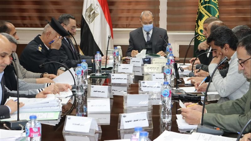 محافظ القليوبية خلال