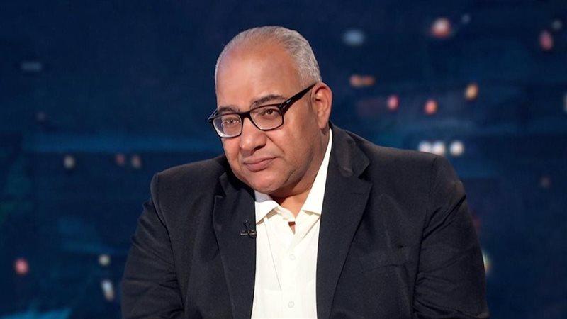 الفنان بيومي فؤاد،