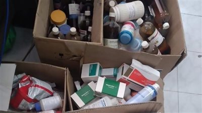 التحفظ علي مخزنين للمستلزمات الطبية غير الصالحة بالفيوم