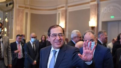 تقليص مديونية قطاع البترول للشركات الأجنبية لـ 840 مليون دولار 