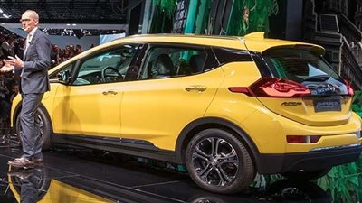 تسددها LG.. ملياري دولار تكلفة استدعاء أوبل أمبيرا E وشيفرولية بولت