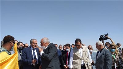 وصول 4 وزراء للوادي الجديد لحضور ختام مهرجان التمور المصرية | صور