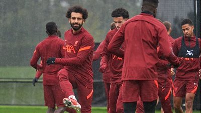 الجدية تظهر على محمد صلاح وزملائه في آخر مران قبل مباراة أتلتيكو مدريد | صور