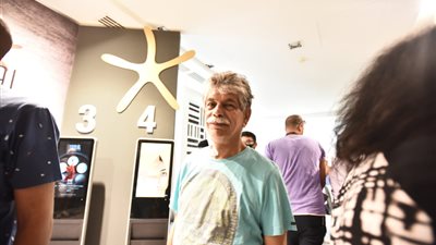 انتشال التميمي لمنتقدي مهرجان الجونة: 60 مليون شخص يتابعونه