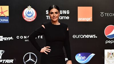 بسمة بالأسود على الريد كاربت في خامس أيام مهرجان الجونة | صور