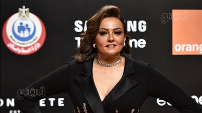 بشرى تتألق بفستان أسود في اليوم الخامس لمهرجان الجونة السينمائي | صور