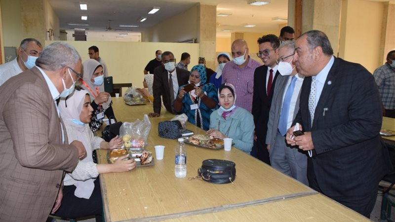 مطعم جامعة حلوان