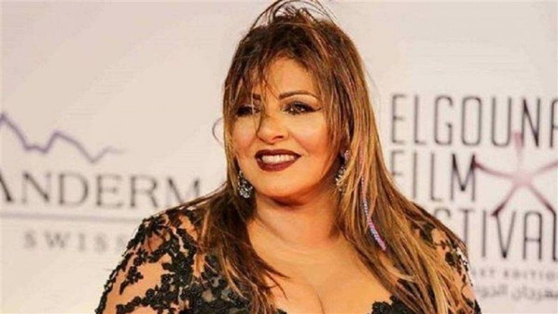 الفنانة هالة صدقي