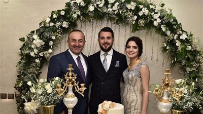 ذهب وألماس.. هدايا أسطورية لابنة شقيق وزير الخارجية التركي |فيديو