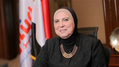 وزيرة الصناعة: نسعى لتصبح ريادة الأعمال والعمل الحر اختيارا أساسيا لطلاب الجامعات