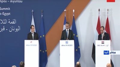 رئيس وزراء اليونان يشيد بموقف مصر تجاه التعامل مع أزمة اللاجئين 