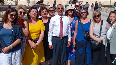 محافظ الإسكندرية و11 سفيرا للدول الإيبروأمريكية يزورون قلعة قايتباي | صور