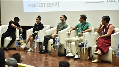 نجوم الفن في ندوة الصحة النفسية بمهرجان الجونة: كلنا نحتاج لطبيب نفسي