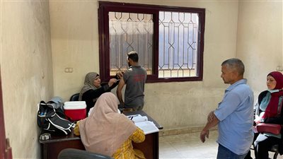 تطعيم ١٨٩٩ موظف في مترو الأنفاق بلقاح كورونا 