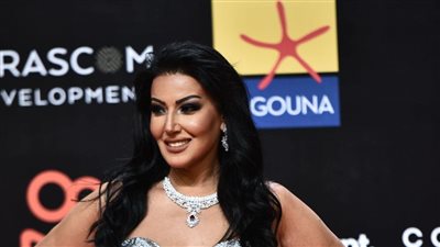 سمية الخشاب تهاجم مدرب مانشستر يونايتد: كنت عارفة إنه بتاع كفتة 