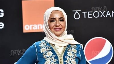 نادين سمرة تخطف الأنظار بالـ