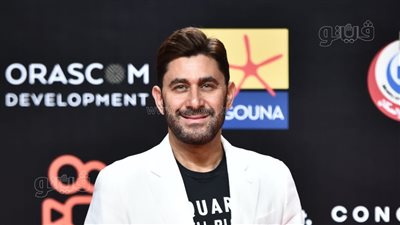 أحمد شاكر أول الحاضرين للعرض الخاص لفيلم 