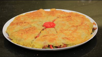 طريقة عمل جلاش بالخضروات والسوسيس من مطبخ الشيف ريمو