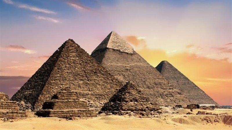 الأهرامات