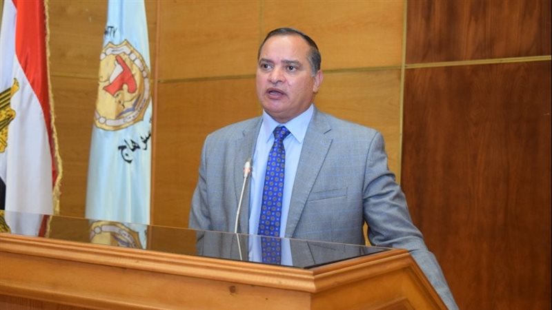  رئيس جامعة سوهاج