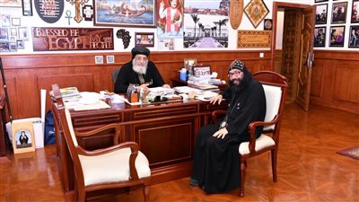 البابا تواضروس يتلقى تقريرا عن كنائس الإمارات