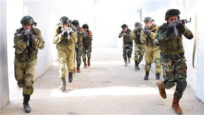 انطلاق فعاليات «حماة الصداقة – 5» بمشاركة قوات المظلات المصرية والروسية