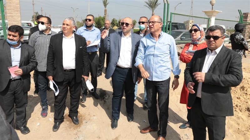 جولة تفقدية لمحافظ