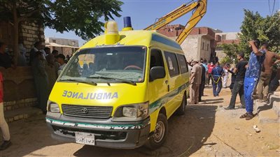 دفن جثة عامل لقى مصرعه أثناء التنقيب عن الآثار في الموسكي