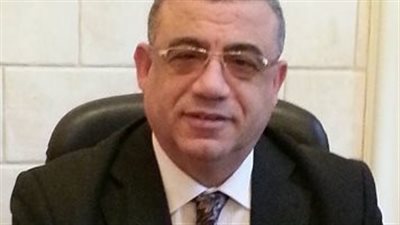 محامي توفيق عكاشة يتقدم بأوراق ترشحه لرئاسة النادي الأهلي