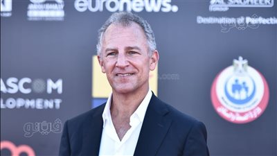 السفير الأمريكي أول الحاضرين  بحفل جوائز منصة الجونة| فيديو وصور 