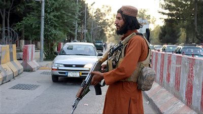 طالبان تعتدي على صحفيين بالضرب أثناء تغطية تظاهرة نسائية في كابول‎‎